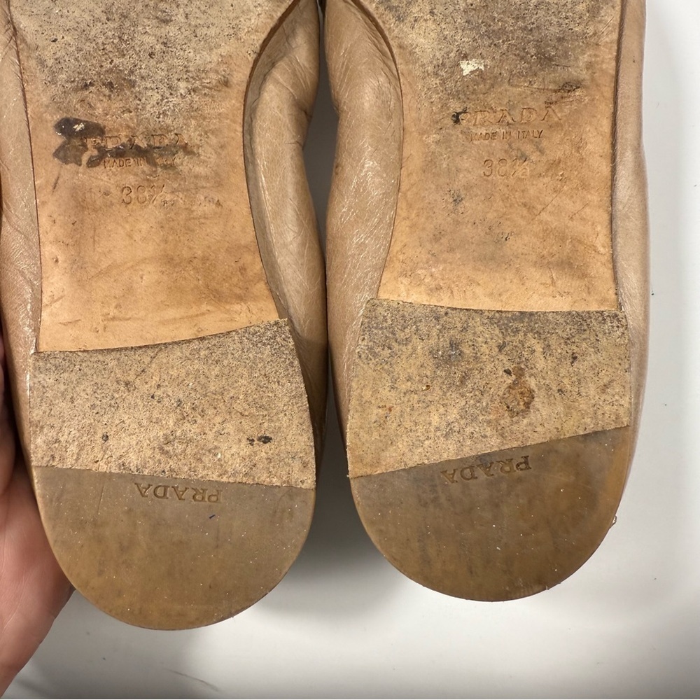 Prada pointed toe beige leather ballet flats with bow tassel 38.5 /8 - Picture 5 of 11
